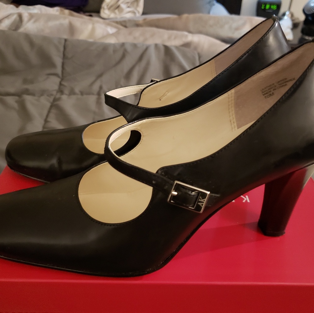 Anne Kkein Mary Jane Pumps